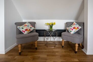 Bed and Breakfast Halwell Lodge