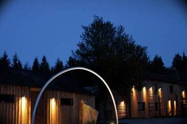 مبيت وإفطار The Lodge Rooms