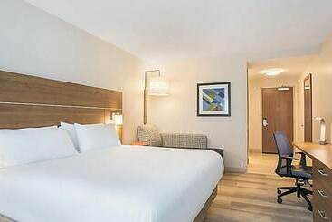 Отель Holiday Inn Express & Suites Owings Mills Baltimore Area, An Ihg