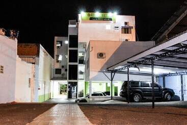 Visk Palace Hotel E Restaurante