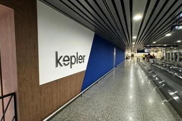 カプセルホテル Kepler Club Kuala Lumpur Airport   Klia T1 Landside
