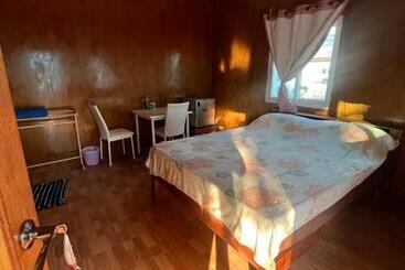 پانسیون Baanlungmong