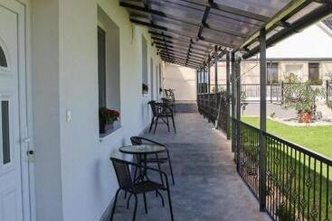 צימר Cigándi Családi Panzió