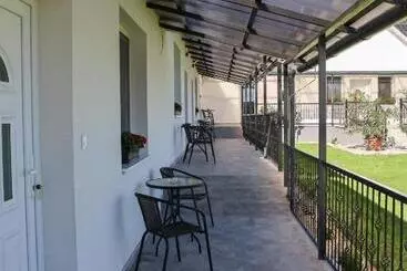 Aamiaismajoitus (B&B) Cigándi Családi Panzió