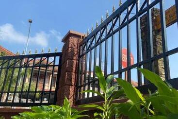 Pensão Guesthouse Khatib