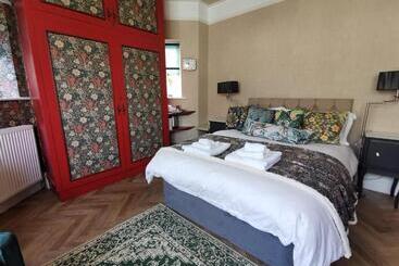 بنسيون William Morris, Spacious Ground Floor Lux Double Bedroom