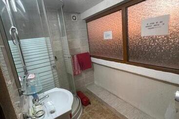 Vandrarhem Po Lari Amp