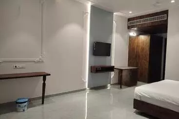 ホテル Prithvi Palace