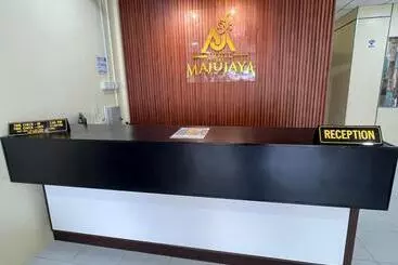 ホテル Sri Maju Jaya