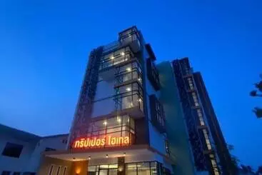 Hotel ทริปเปอร์ โฮเทล