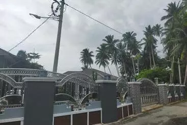 Bed and Breakfast Airport Kota Bharu Roomstay & Riverside Homestay