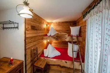 Pensione Alpenhostel Das Besenhaus