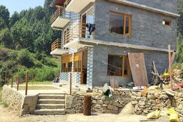 Pansiyon Meenansh Home Rajgundha