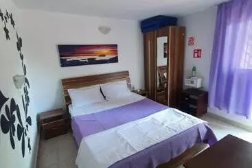 Pensió Casa Maria Saturn