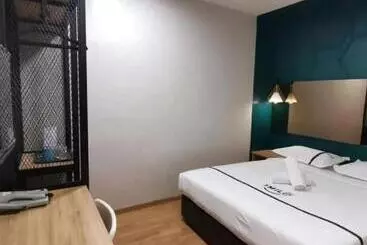 Smile Hotel Selayang Point
