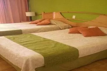 Hotell Puntarena Playa Caleta