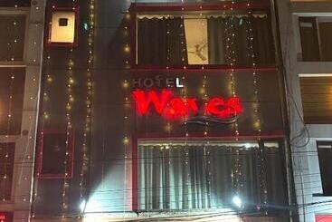 בית מלון כפרי Waves