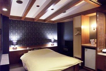 Hotel White House Pyramid Adults Only