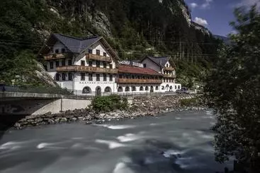 Hotel Hostel Chillertal