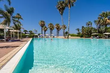 Hotel Le Dune Beach Club