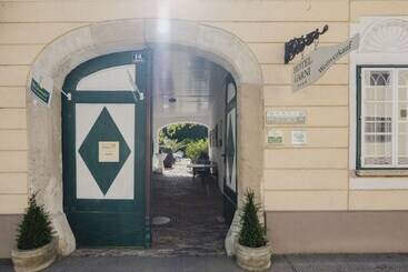 Genießerhof Haimer   Hotel Garni