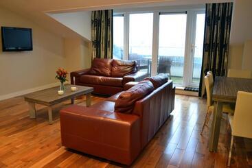 호텔 Carrick Plaza Suites And Apartments