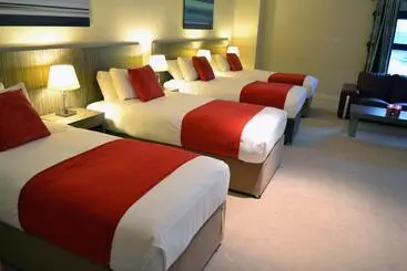 Hotel Carrick Plaza Suites And Apartments