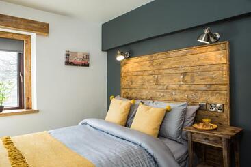 住宿加早餐  Tipperary House Dublin