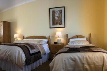 Grove House Bed & Breakfast