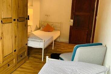 Otel Zum Urviech  Erwachsenen