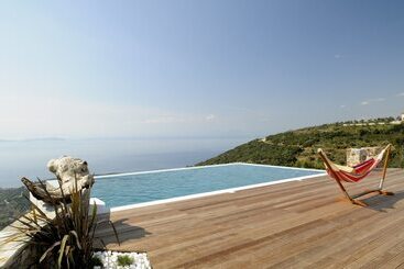 Hotel Esperos Suites & Villas