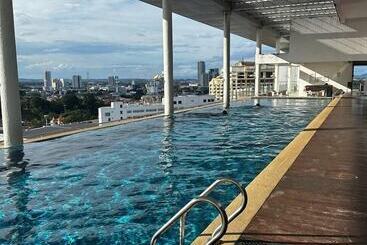 هتل آپارتمان The Straits Melaka By Perfect Host