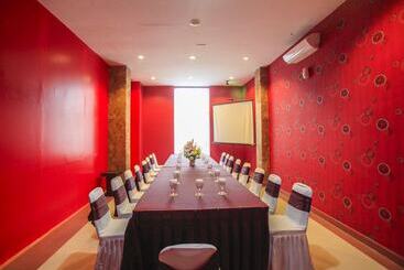 Grand Inn Hotel Mataram