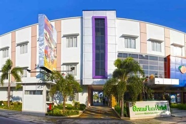 Grand Inn Hotel Mataram