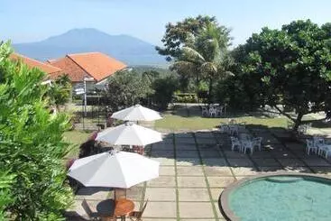 Lomakeskus D Emmerick Salib Putih Hotel Salatiga