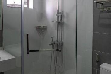 Golden Joy Hotel & Apartment