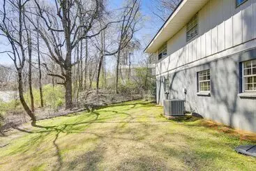 コテージ Oxford Getaway: Walk To Oxford Square!