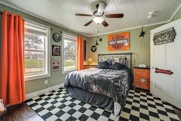 コテージ Retro Retreat In Llano W/ Screened Porch!