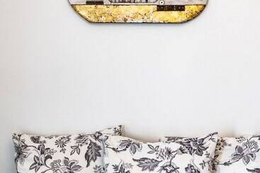 فندق Aqualung Suites