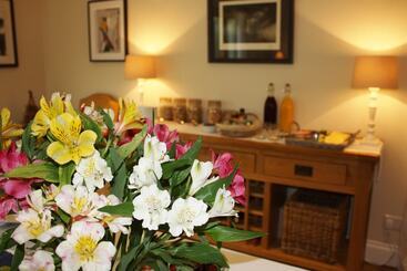 Little Orchard Bed And Breakfast Chichester