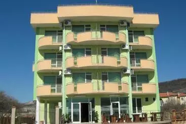 Hotel Anelia Family