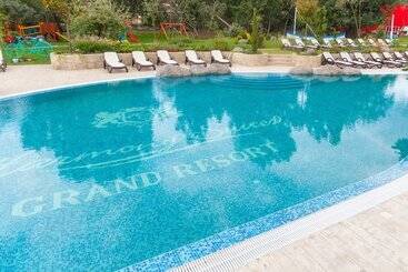 ホテル Harmony Suites Grand Resort