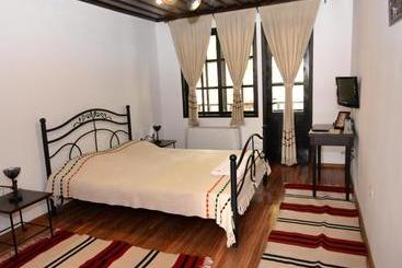 Hotel Khan Staria Dobrich Family