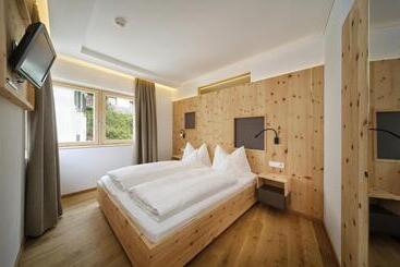 בית מלון כפרי Sonne