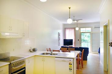 Мотель Tropic Oasis