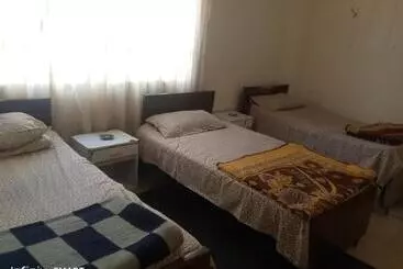 هتل Al Amawi Hostel