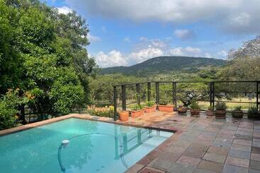 Pensione Jade Mountain Cottage 玉山小屋