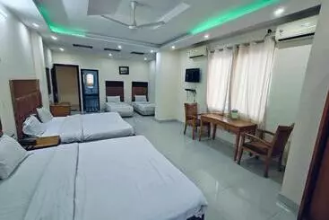 Hotel Kirti Heritage