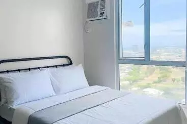 Apartahotel Lj Staycation Condo Rentals