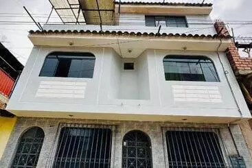 پانسیون Taulli House